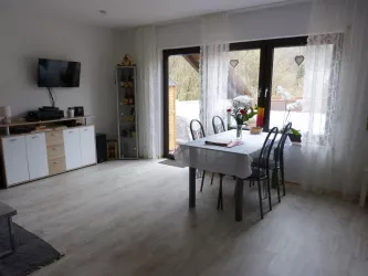 Essbereich im Wohnraum (© Susanne Schlipp)