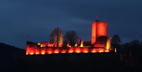 Burg Landeck Rosa (© Archiv TI Bad Bergzabern)