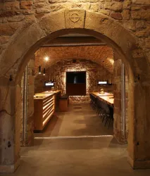 Vinothek Porzelt (© Porzelt)