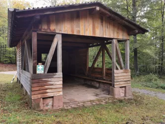 Schutzhütte Wanderparkplatz "Schwarzsohl"