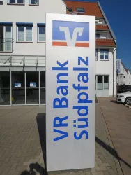 Hinweisschild VR-Bank eG, Filliale Bellheim