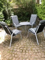 Freisitz vor der Ferienwohnung