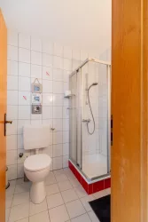 925A1833-HDR