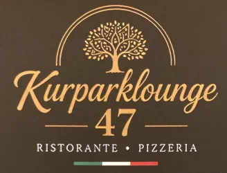 Ein Logo der Kurparklounge 47. Das Restaurant spezialisiert sich auf italienische Küche und Pizzeria.