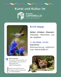 Eine Veranstaltungseinladung für eine Fotoshow mit Naturaufnahmen aus der Südpfalz. Der Eintritt ist frei und die Reservierung kann telefonisch erfolgen.