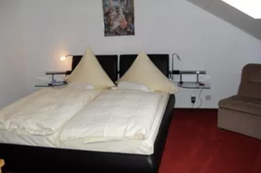 Schlafzimmer (© Gerhard Sutter)