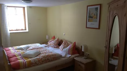 Schlafzimmer 2