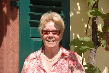 Gästeführerin Dorothee Kennedy (© Verein SÜW Annweiler e.V.)