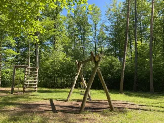 Spielplatz Klettererhütte (© Verein SÜW Annweiler e.V.)