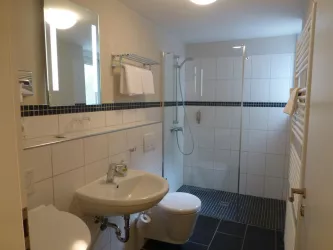 Badezimmer Ansicht IV (© Jugendstilhotel Trifels)