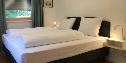 Schlafzimmer (© Jugendstilhotel Trifels)