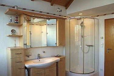 Bad/Dusche