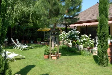 Garten, Bild 2 (© Inge Oesterle)