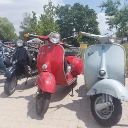 Oldtimer Roller Vespas