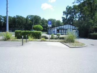 Barrierefreier Parkplatz Bienwaldstadion Kandel