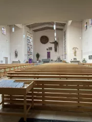 Innenraum St. Pius-Kirche Kandel
