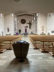 Innenraum St. Pius-Kirche Kandel