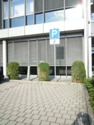 Barrierefreier Parkplatz Sparkasse Kandel