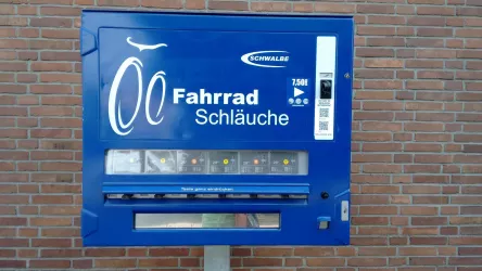 Fahrradschlauch-Automat (© Südpfalz Tourismus Kandel e.V.)