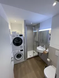 Badezimmer (© Erik Jennewein)