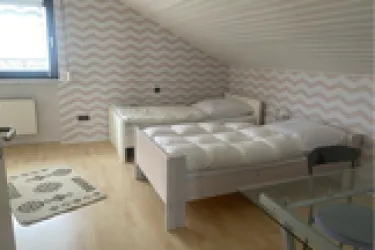 2. Schlafzimmer