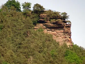 Puhlstein in der Nähe von Busenberg (© Jacques Noll)
