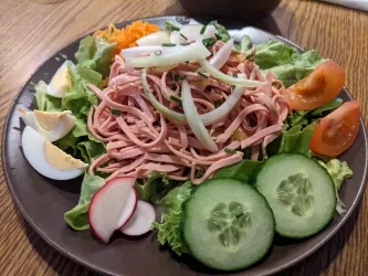 Wurstsalat (© Nicola Hoffelder Rietania Hütte)