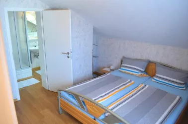 Ferienwohnung Schlafzimmer mit DU/WC