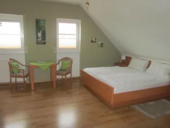 Doppelzimmer 5