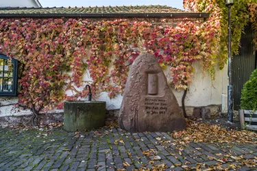 Rhodter Pfiff in der Theresienstraße (© Verein SÜW Edenkoben, T. Kujat)