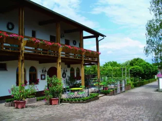 Gästehaus-Weingut-Weinstube Knauf