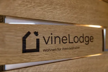 vineLodge