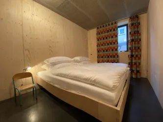 Schlafzimmer 2