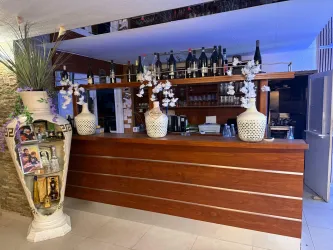 Theke im Restaurant (© Theodoros Temelis)