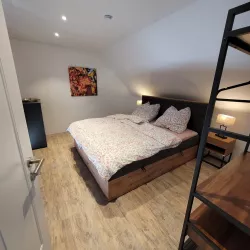 Schlafzimmer am Abend