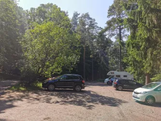 Wanderparkplatz Hüttenhohl (© Büro für Tourismus Maikammer)