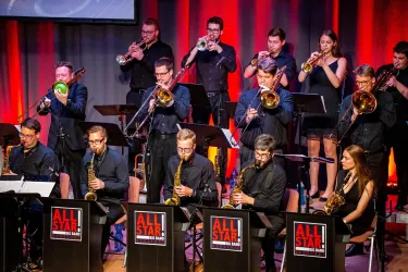 Allstar Big Band (© Allstar Big Band) Allstar Big Band (© Allstar Big Band)