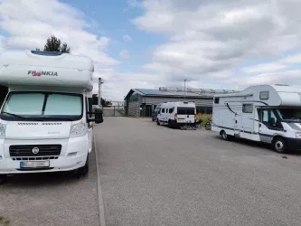 Wohnmobilparkplätze (© Touristinformation Maikammer)