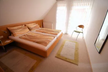 Schlafzimmer (© Helga Kroszewski)