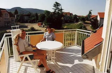 Balkon (© Helga Kroszewski)