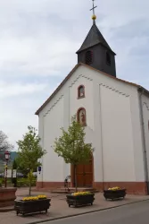 Alsterweiler Kapelle (© Büro für Tourismus Maikammer)