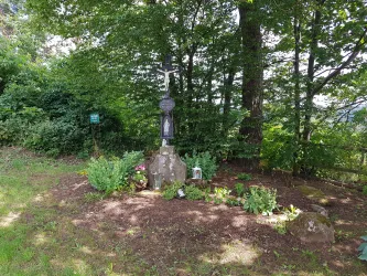 Kreuz am Fuß des Kreuzbergs