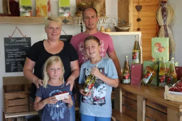 Fam. Schaurer (© Hof Sonnenfeld, Schaurer)