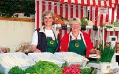 Marktstand des Hofladen Hellmann (© Hofladen Hellmann)