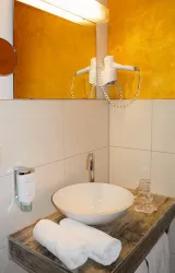 Badezimmer (© Waldhotel Eisenberg)