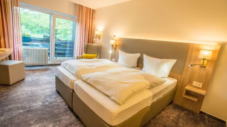 Doppelzimmer mit Balkon
