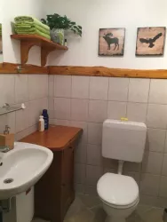 separate Toilette