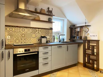 Die Küche bietet alles, was man täglich benötigt.