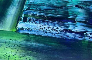 Eine abstracte Darstellung mit kräftigen Blau- und Grüntönen. Die Farbschichten verlaufen dynamisch und erzeugen eine interessante Textur.