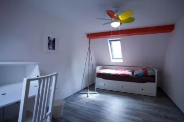 3. Stock: Schlafzimmer